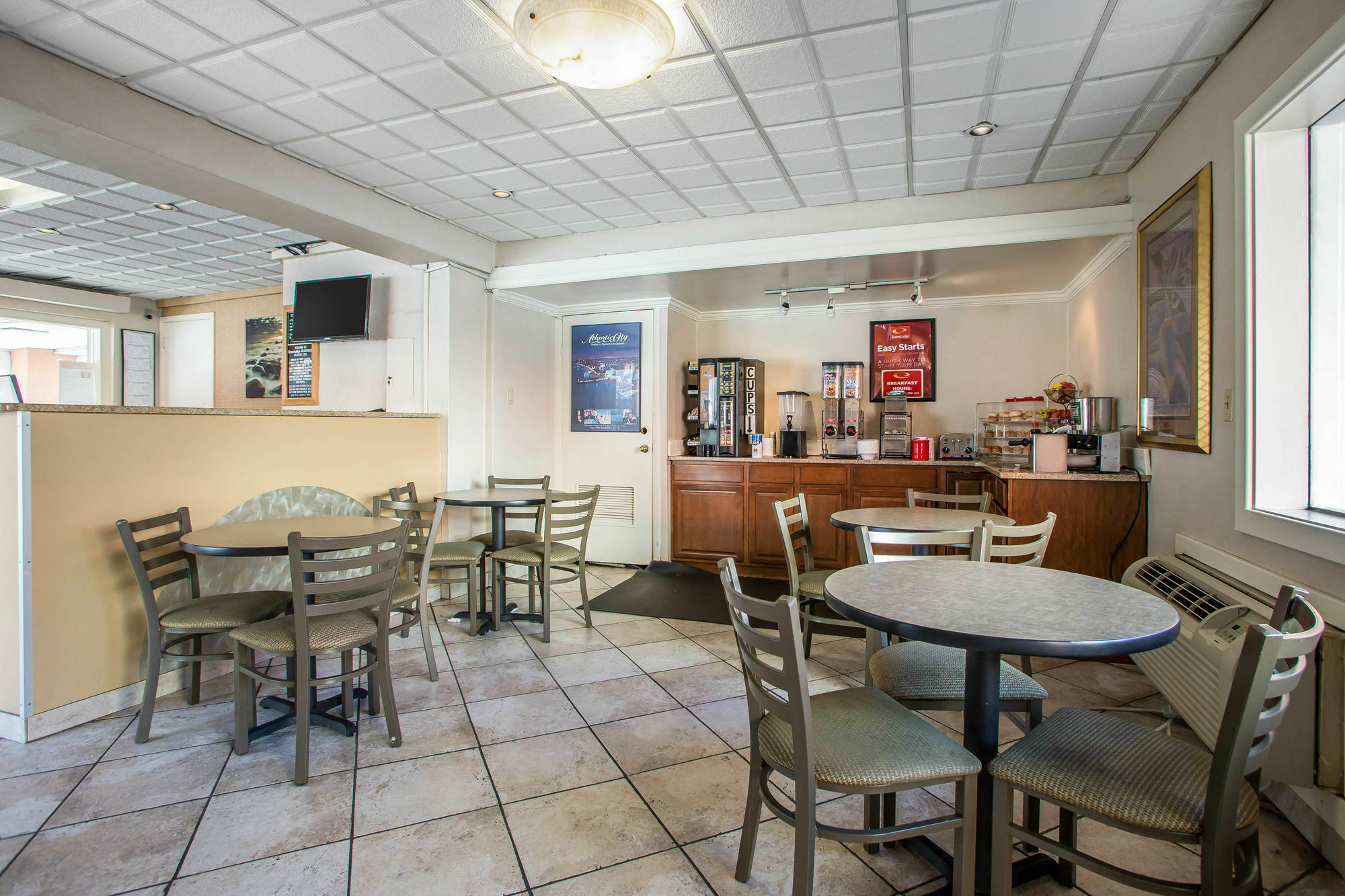 Econo And Boardwalk Lodge *