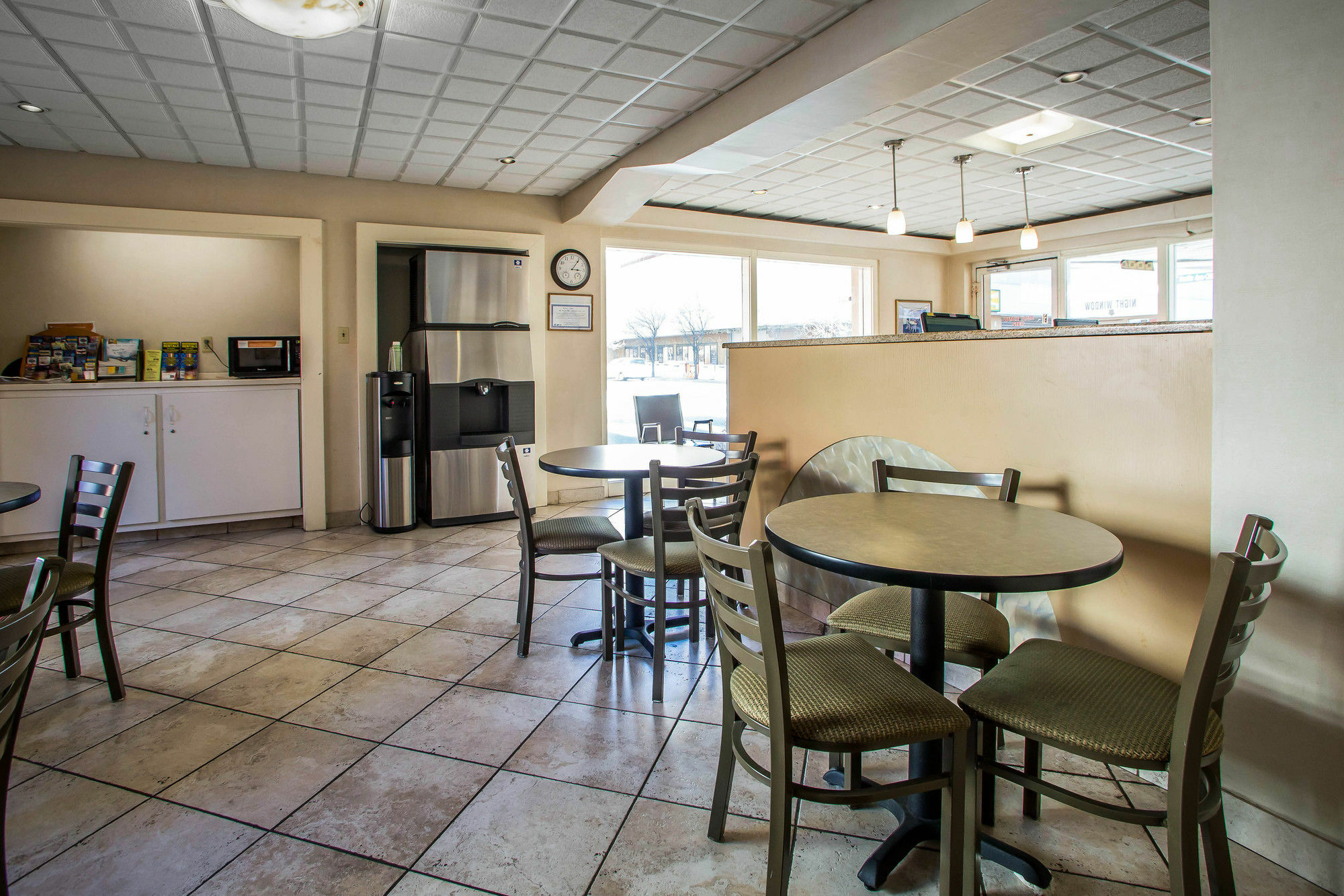 Lodge Econo And Boardwalk Atlantic City